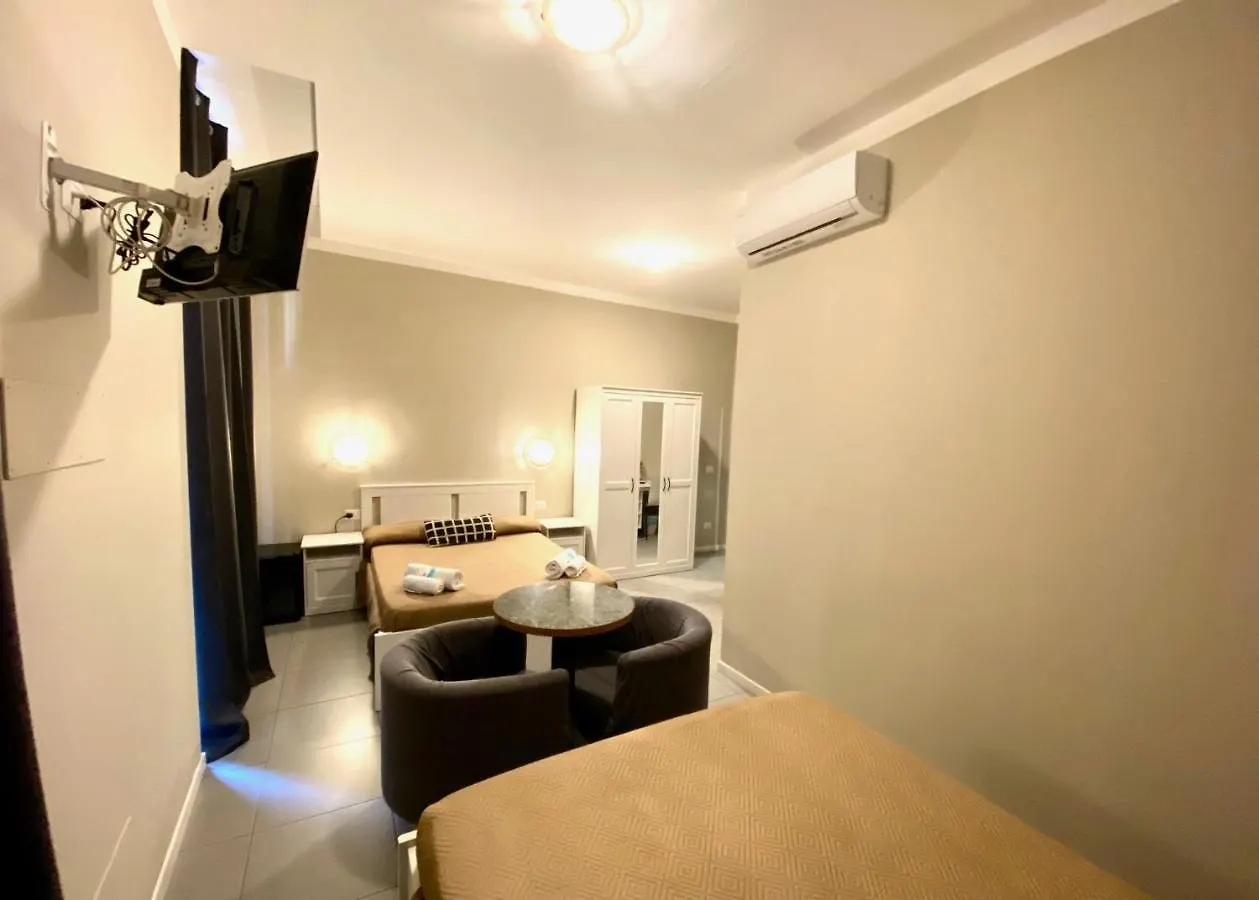 Golden Milano Hotel  Milan
