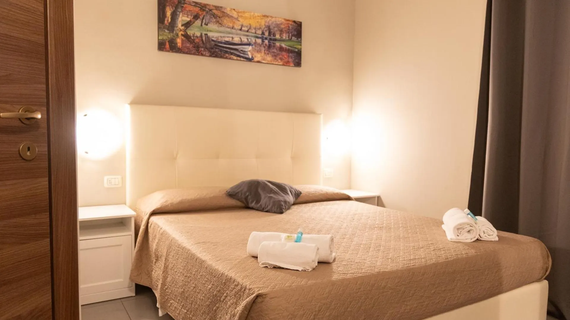 Golden Milano Hotel 3*, Milan